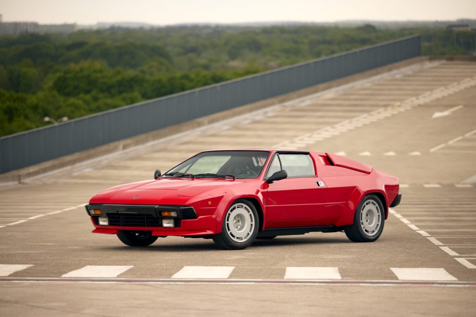 1987 Lamborghini Jalpa sold at auction for $100,000