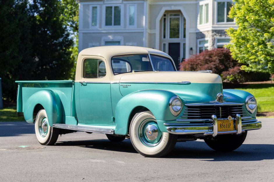 1946 Hudson Super Six sold at auction for $55,000