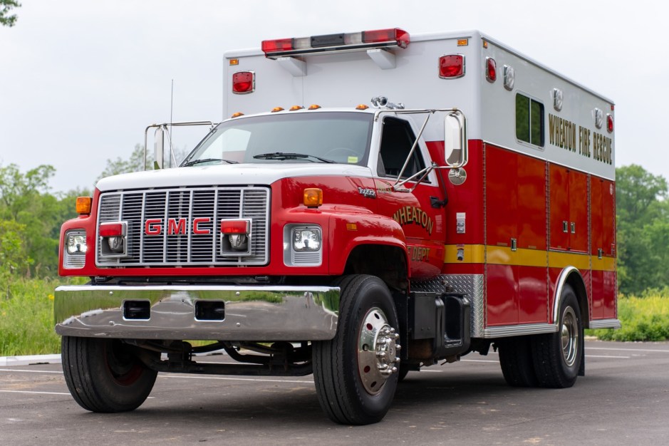 1993 GMC TopKick sold at auction for $13,500