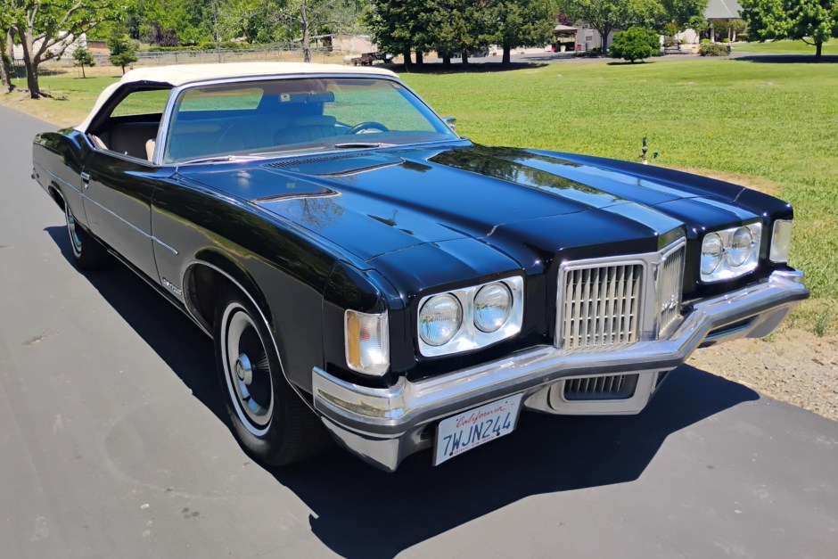 1972 Pontiac Grand Ville sold at auction for $7,000