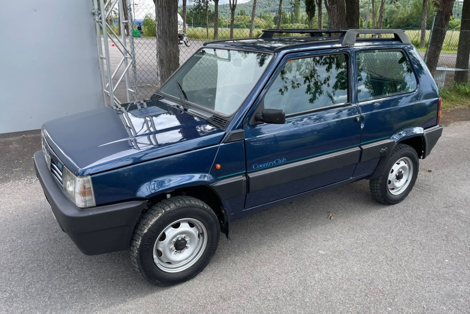 1992 Fiat Panda sold at auction for $10,000