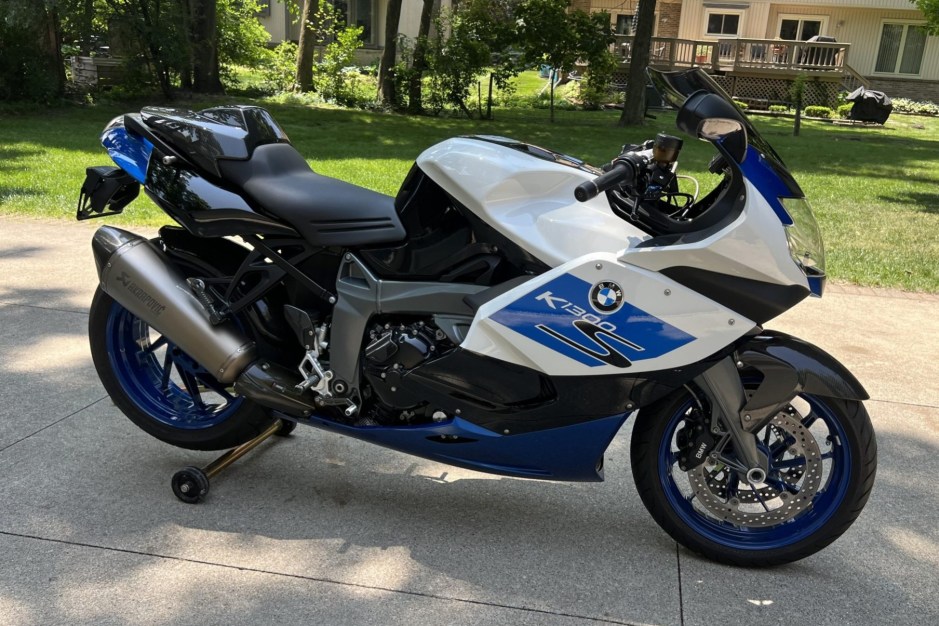 2012 BMW HP Series sold at auction for $12,500