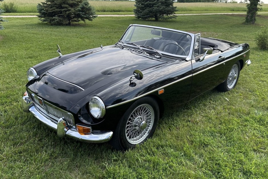 1969 MG C sold at auction for $18,001