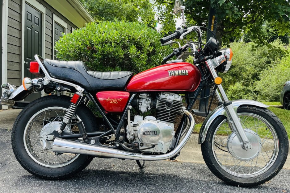 1981 Yamaha XS sold at auction for $800