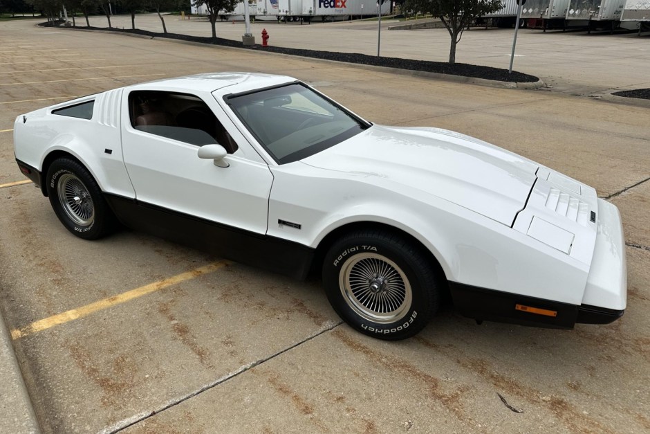 1974 Bricklin SV-1 sold at auction for $30,000