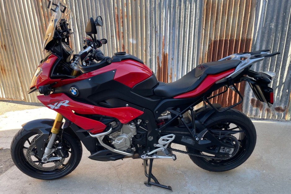 2016 BMW S1000 Series sold at auction for $10,600