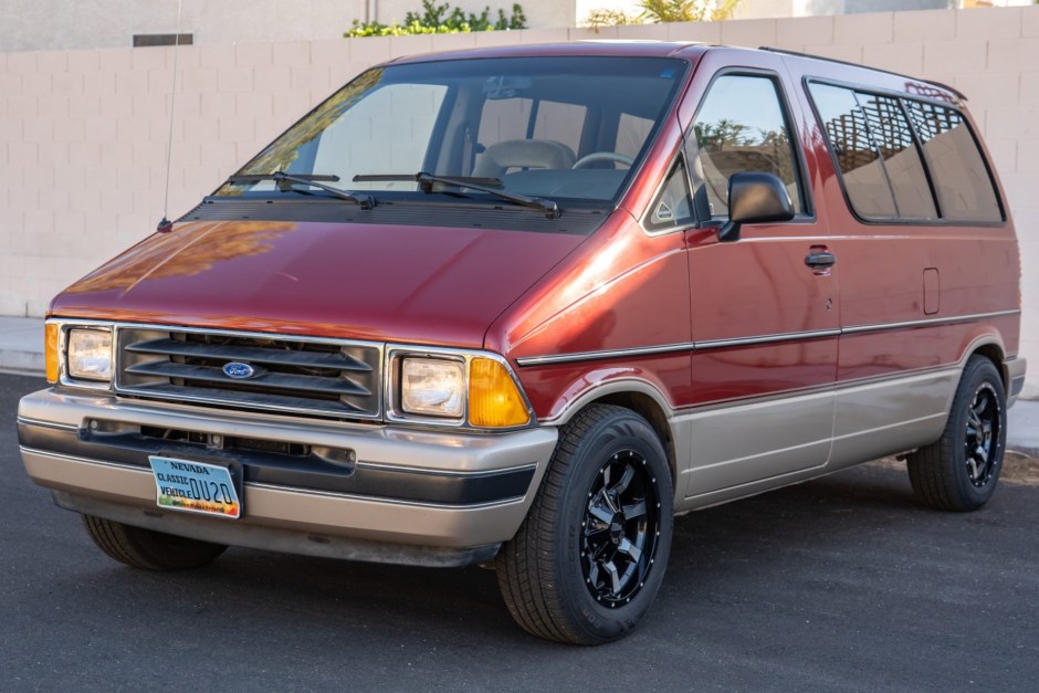 1989 Ford Aerostar sold at auction for $5,700