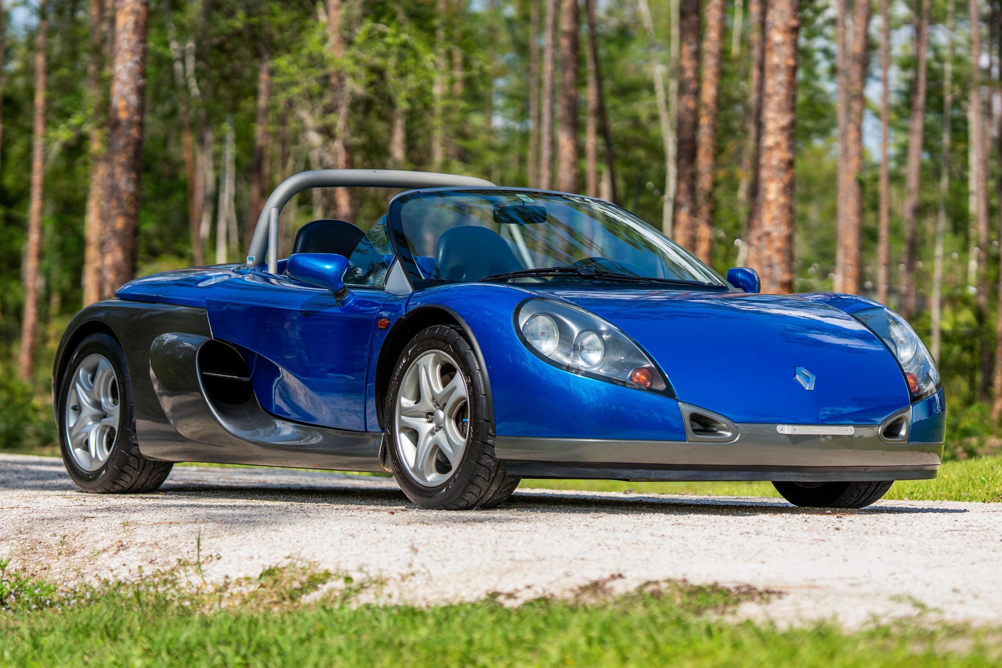 1998 Renault Sport Spider sold at auction for $30,500