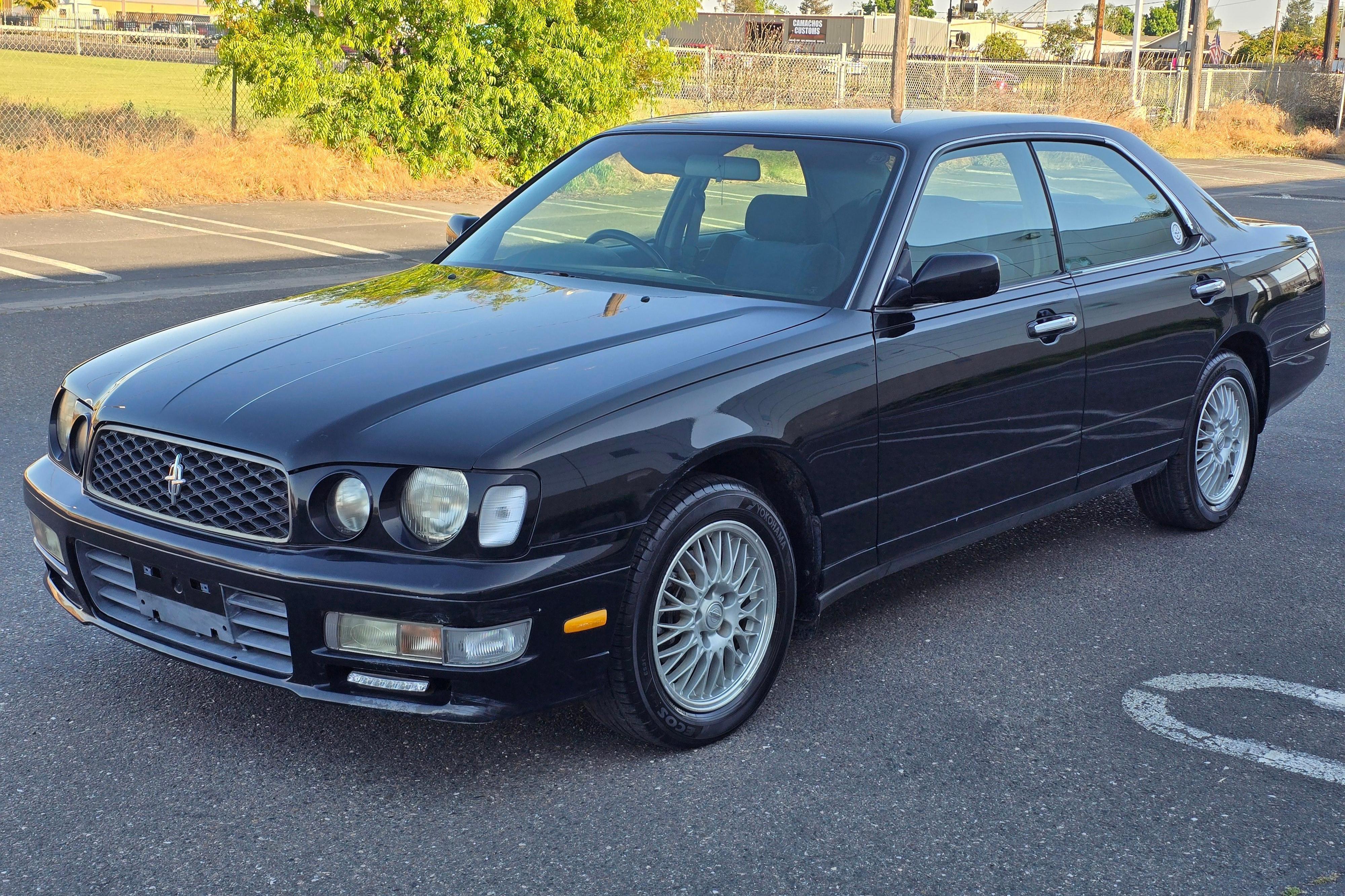1998 Nissan Cedric sold at auction for $4,902