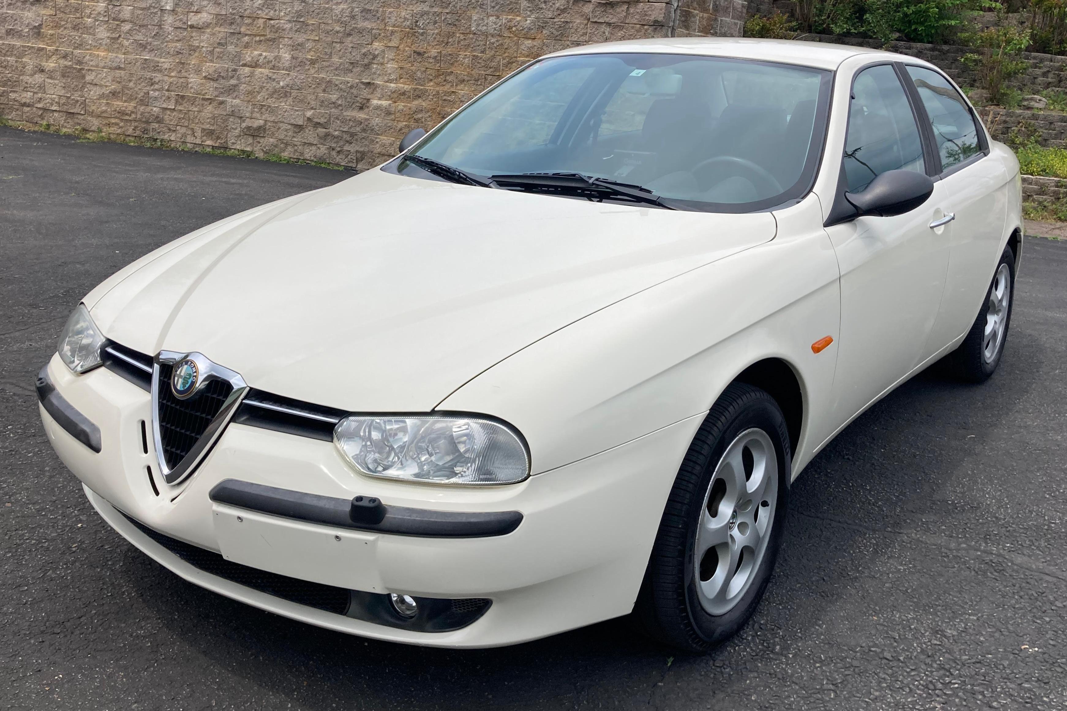 1999 Alfa Romeo 156 sold at auction for $5,099