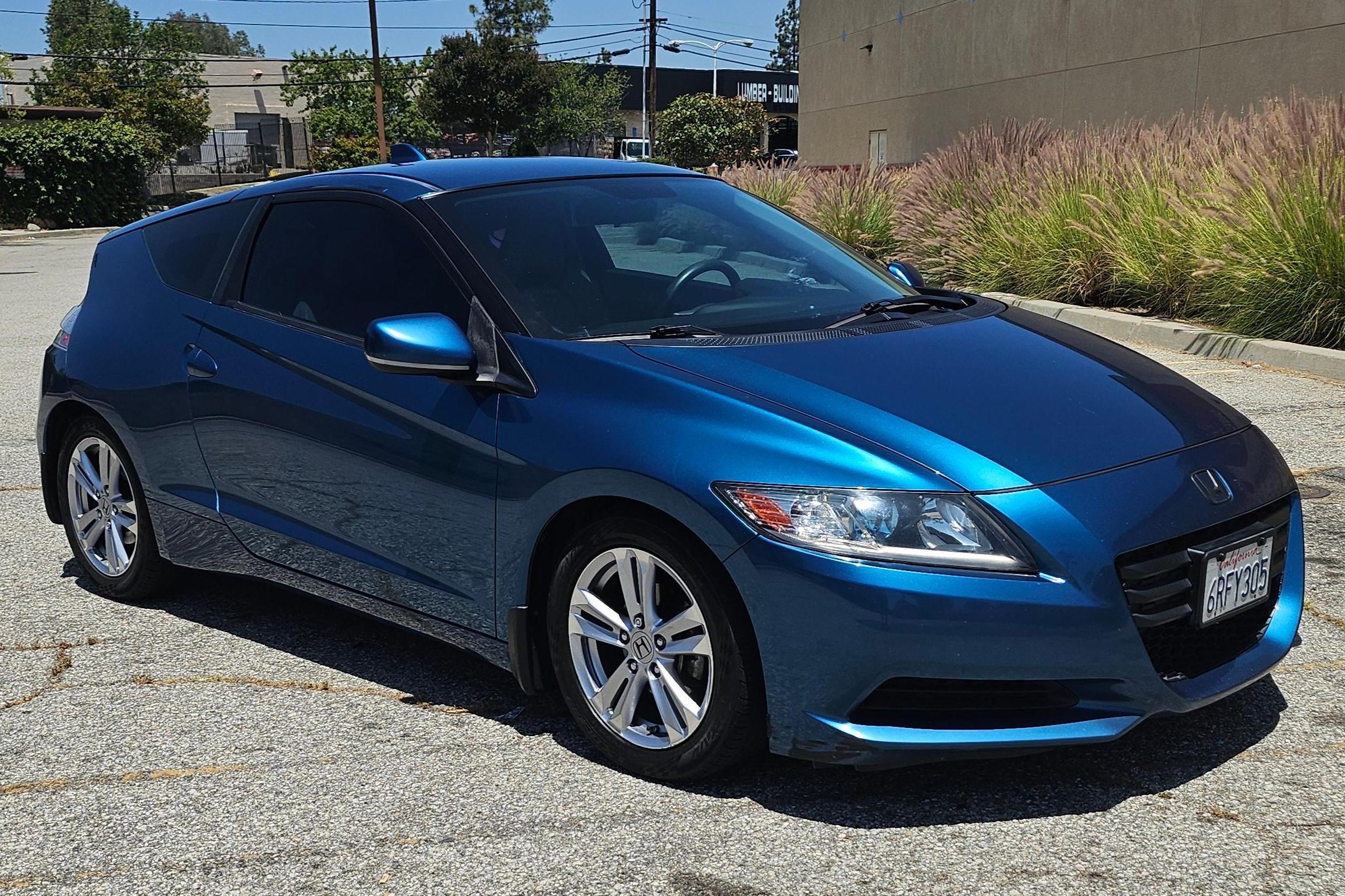 2011 Honda CR-Z sold at auction for $5,777