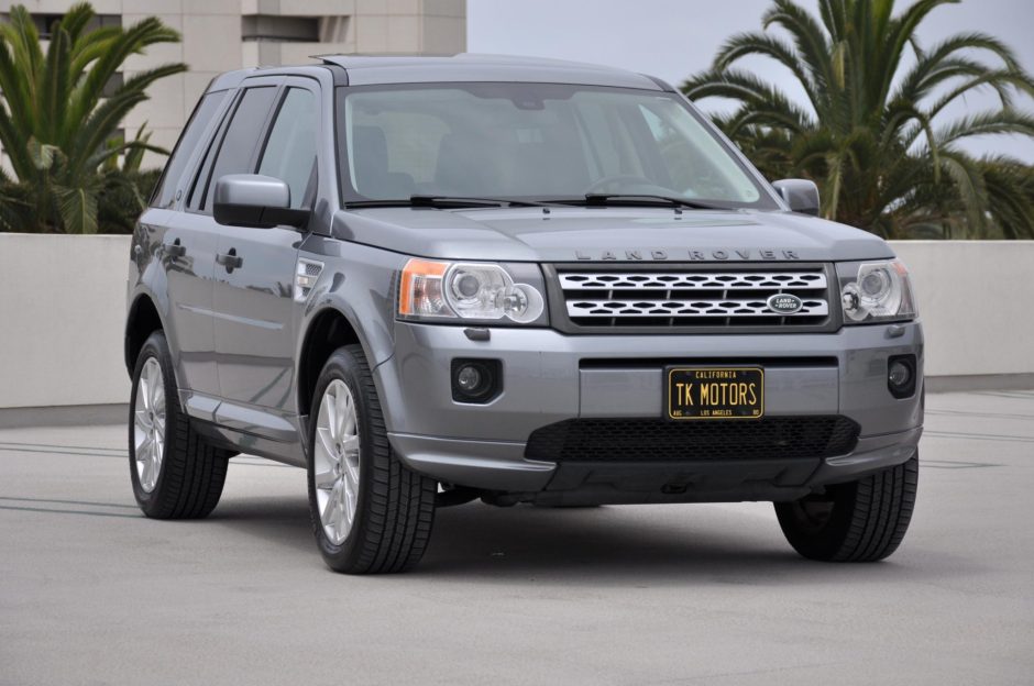 2012 Land Rover Freelander sold at auction for $6,877