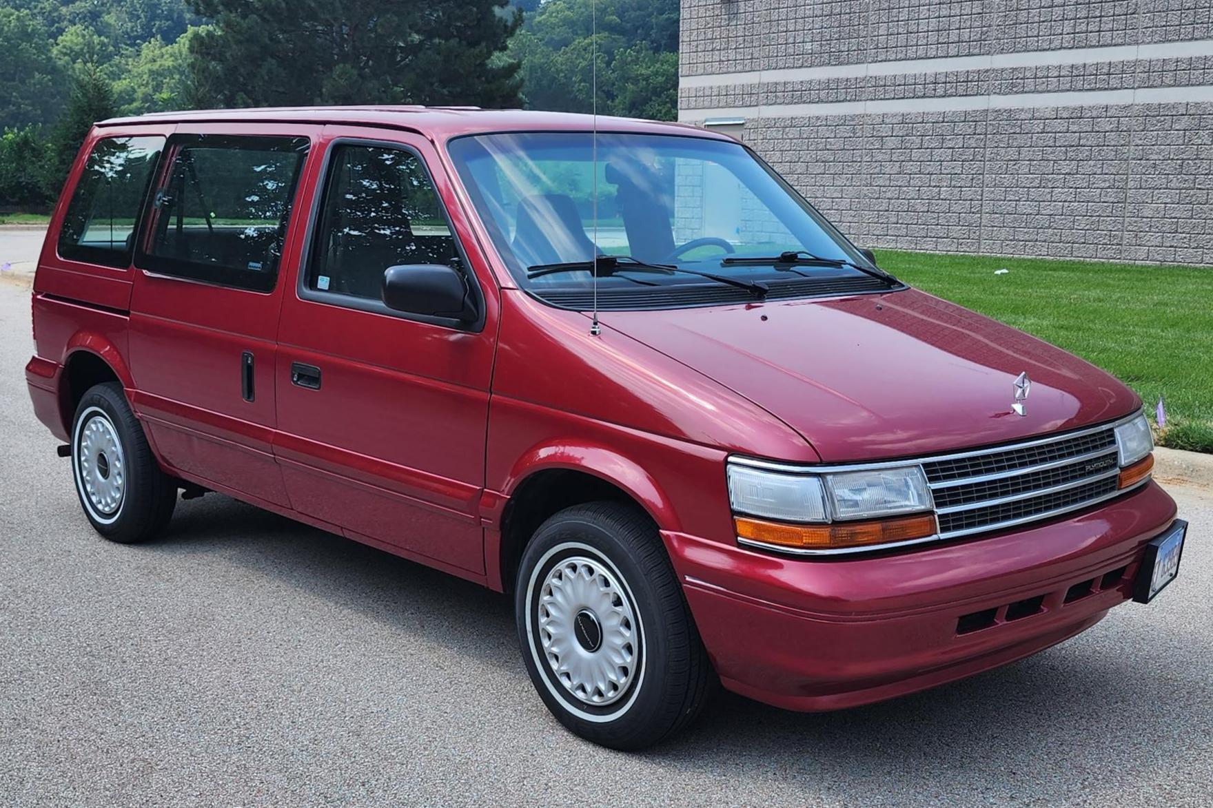 1994 Plymouth Voyager sold at auction for $5,200
