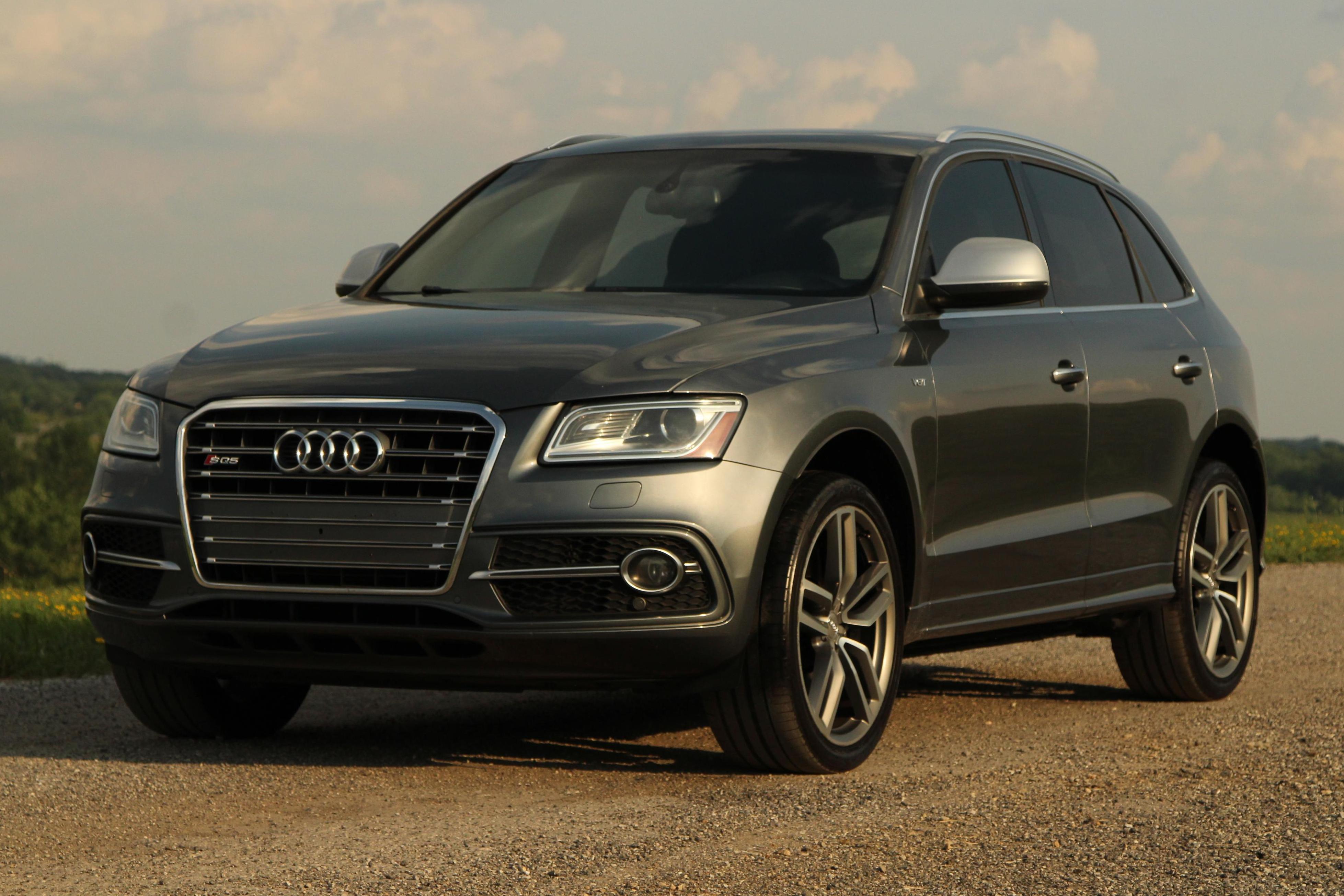 2015 Audi SQ5 sold at auction for $12,500