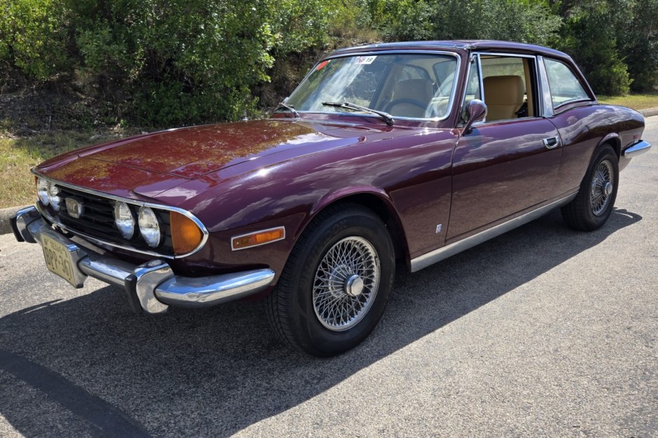 1971 Triumph Stag sold at auction for $9,276