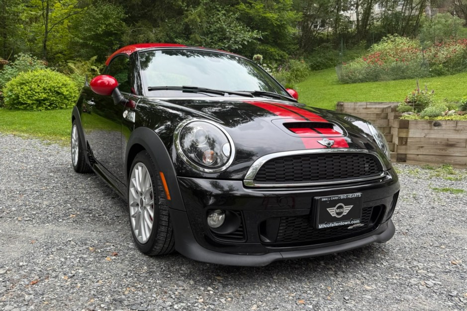 2014 Mini Cooper Coupe sold at auction for $13,500