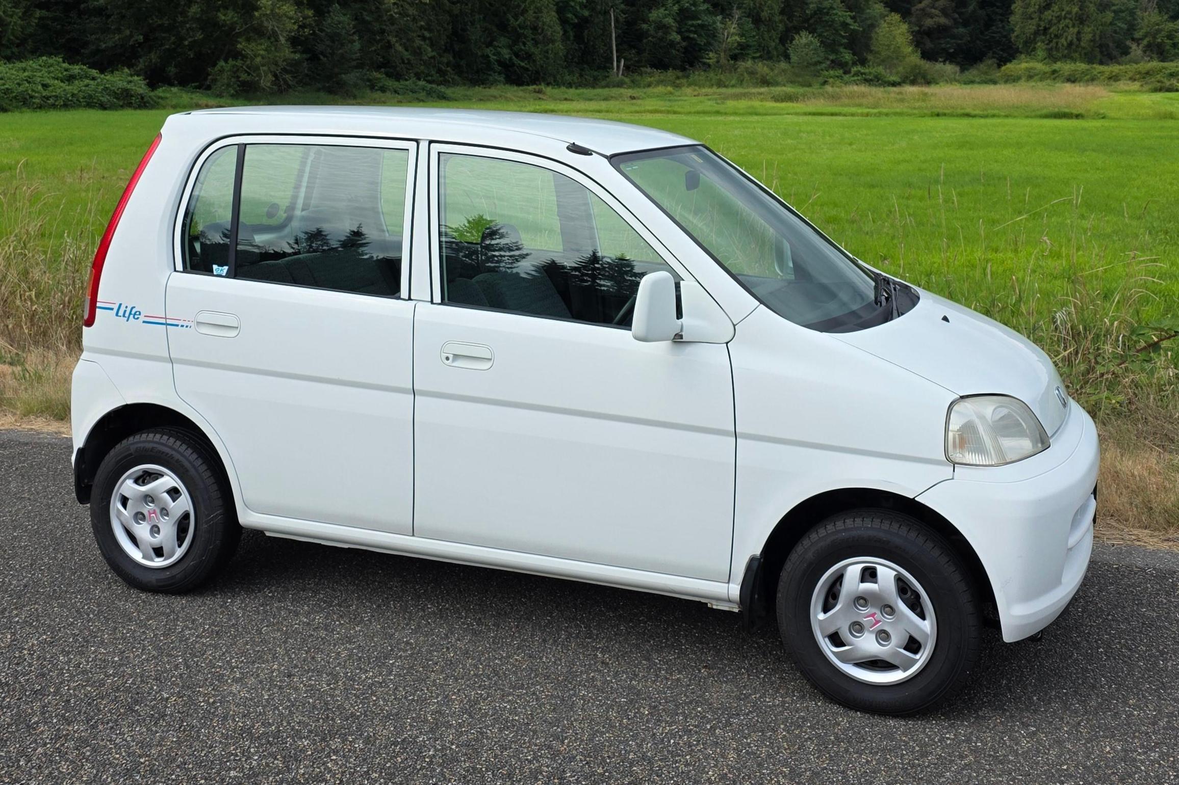 1998 Honda Life sold at auction for $4,200