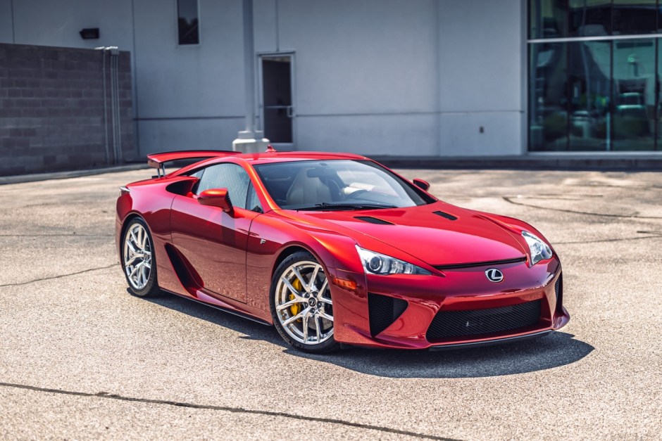 2012 Lexus LFA sold at auction for $785,000