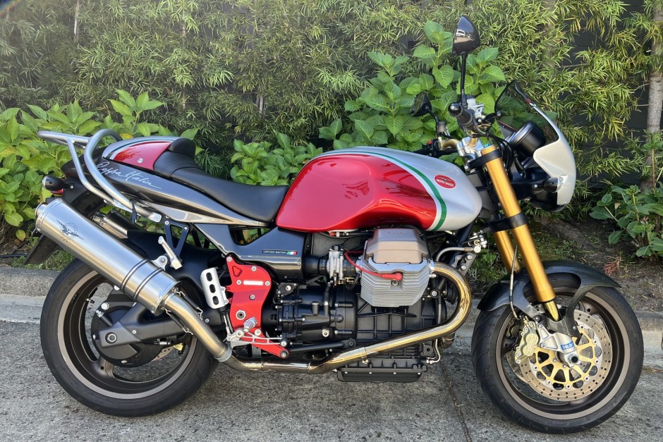 2004 Moto Guzzi V11 (non-Le Mans) sold at auction for $11,500