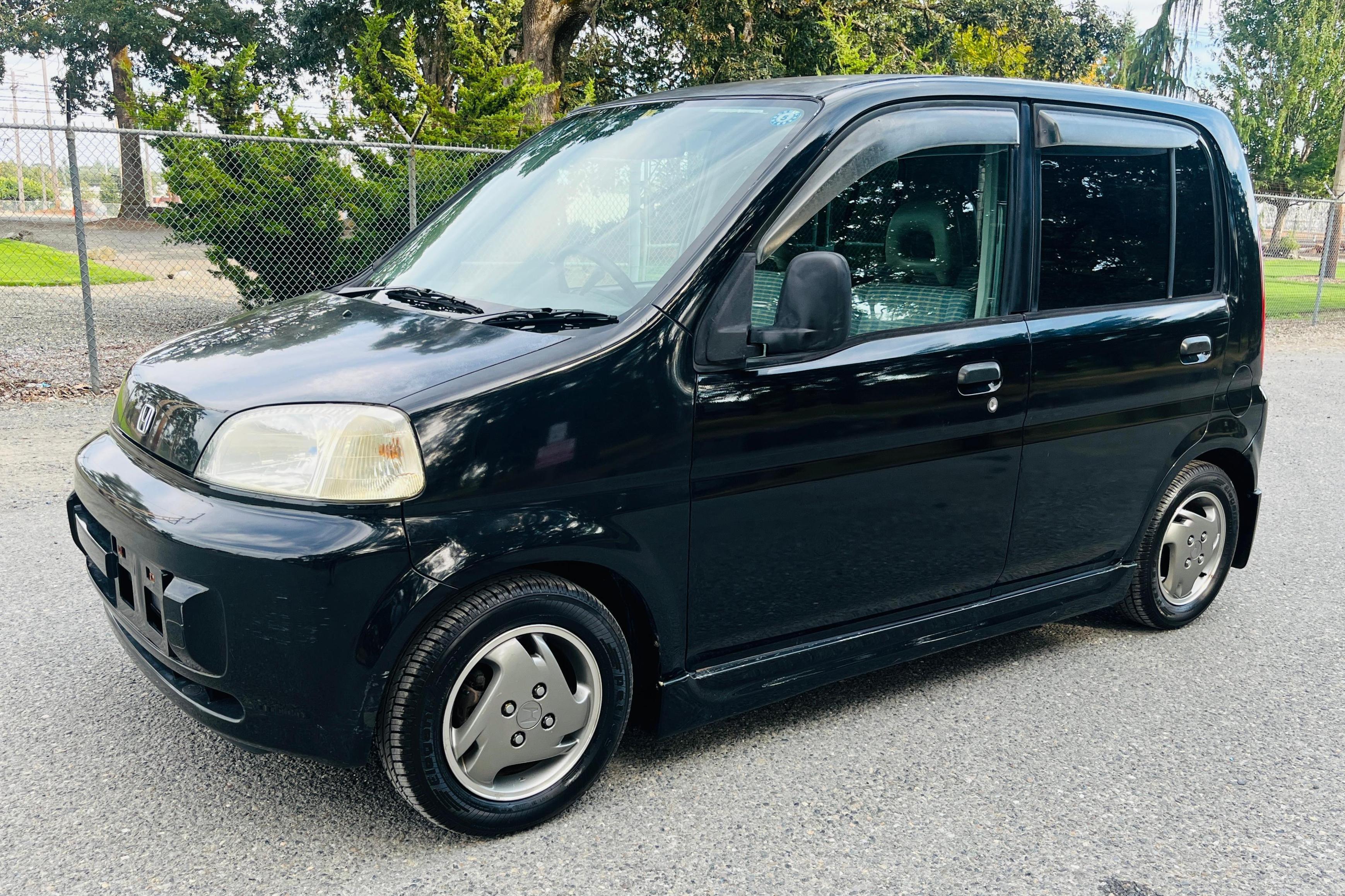 1999 Honda Life sold at auction for $3,400