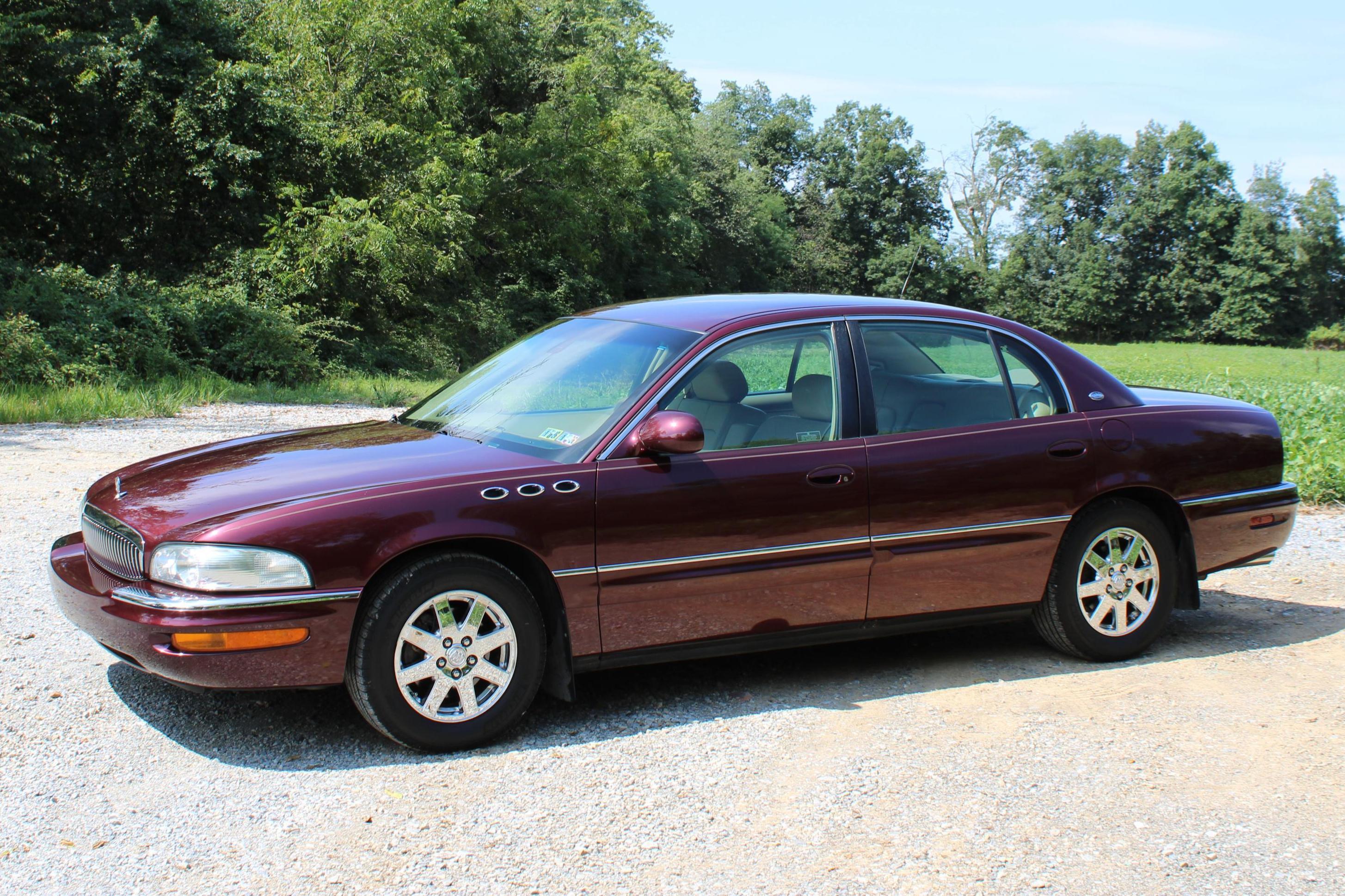2005 Buick Park Avenue sold at auction for $7,993
