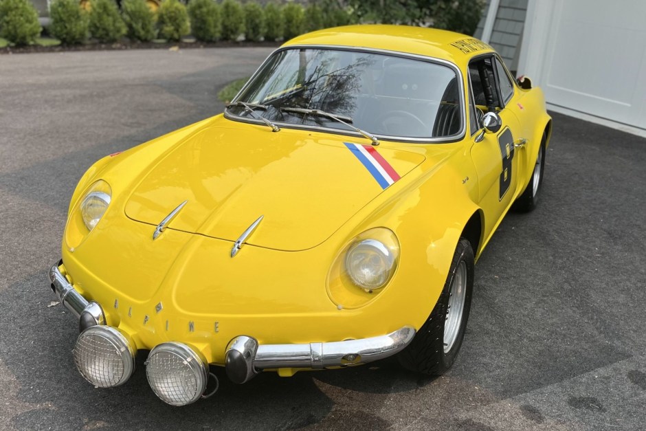 1963 Alpine A110 sold at auction for $76,000