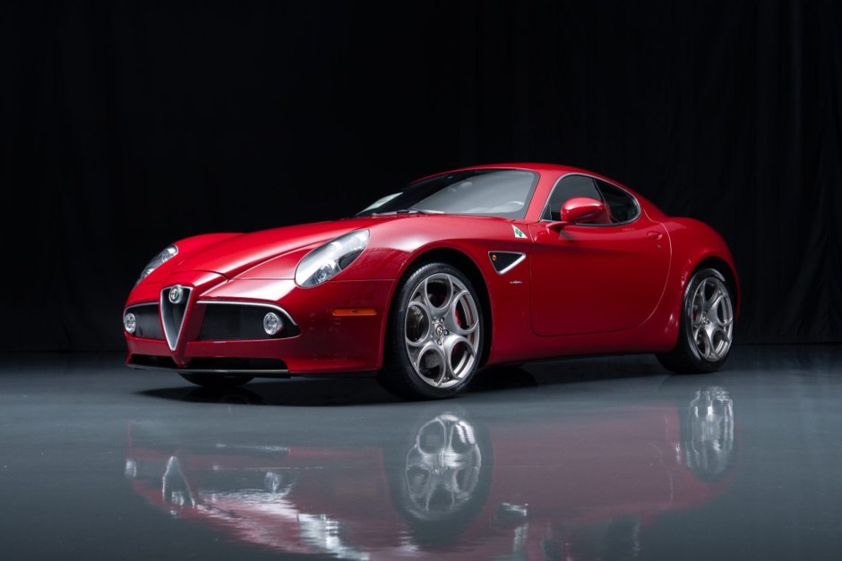 2008 Alfa Romeo 8C sold at auction for $343,000
