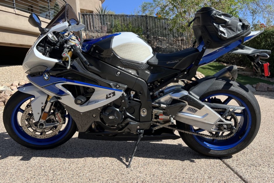 2013 BMW HP Series sold at auction for $13,500