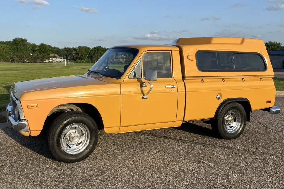1975 Ford Courier sold at auction for $5,310