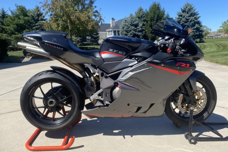 2009 MV Agusta F4 sold at auction for $11,850