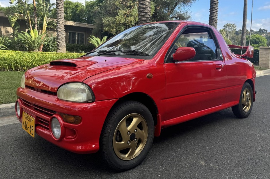 1993 Subaru Vivio sold at auction for $5,454