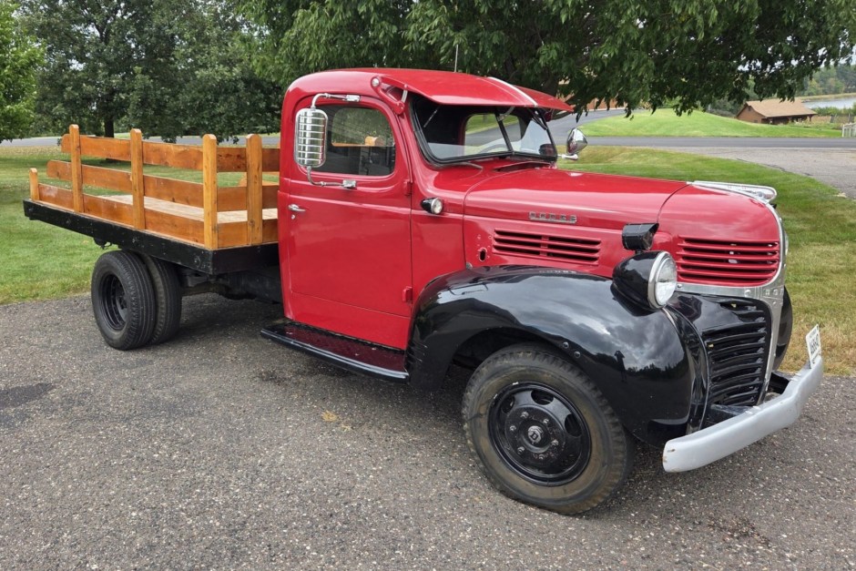 1946 Dodge W-Series sold at auction for $7,200
