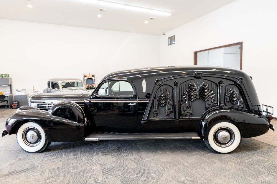 1938 LaSalle Series 50 sold at auction for $110,000