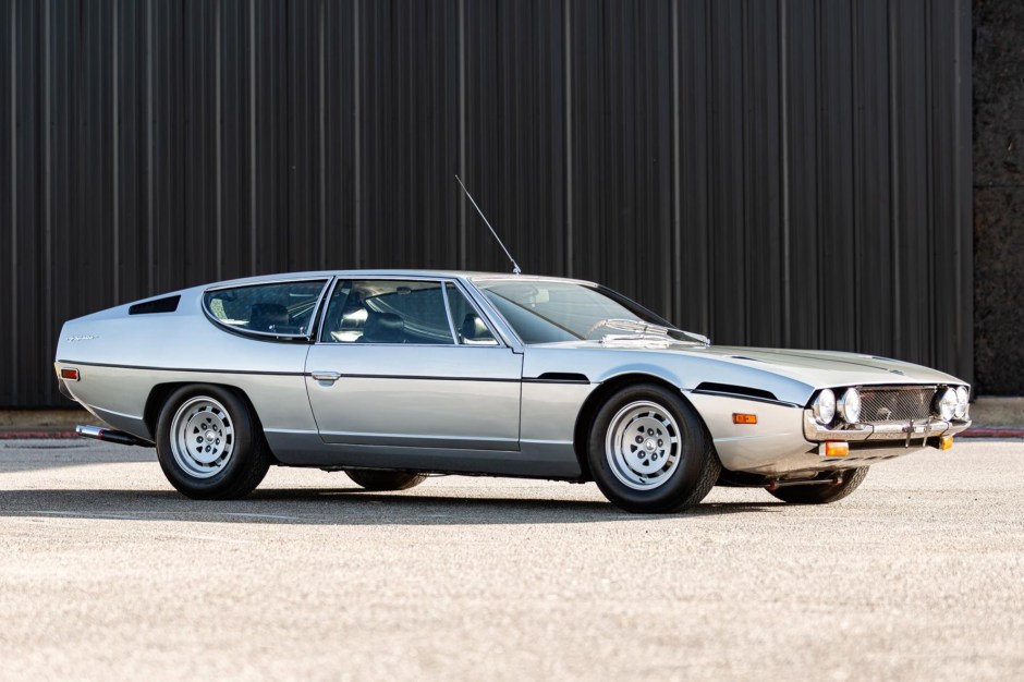 1972 Lamborghini Espada sold at auction for $135,000