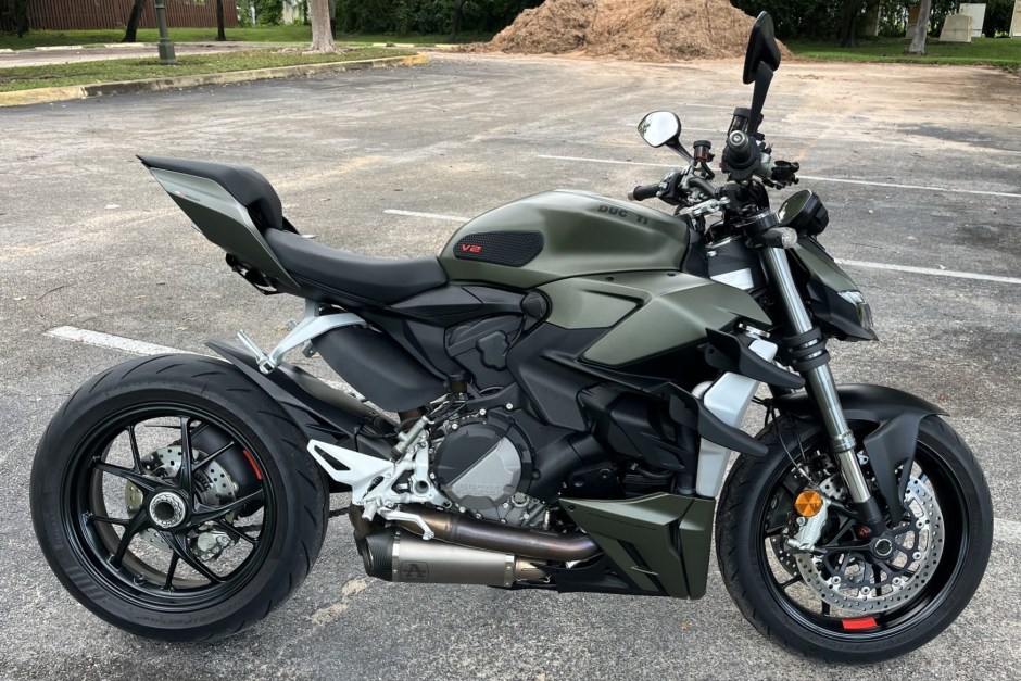 2024 Ducati Streetfighter sold at auction for $12,000
