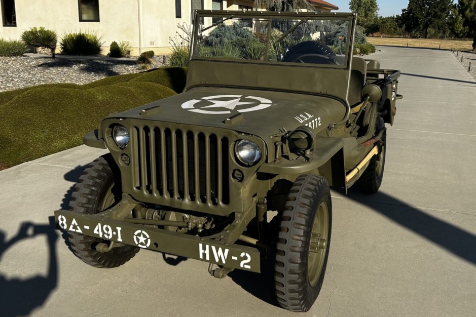 1942 Willys MB sold at auction for $22,300