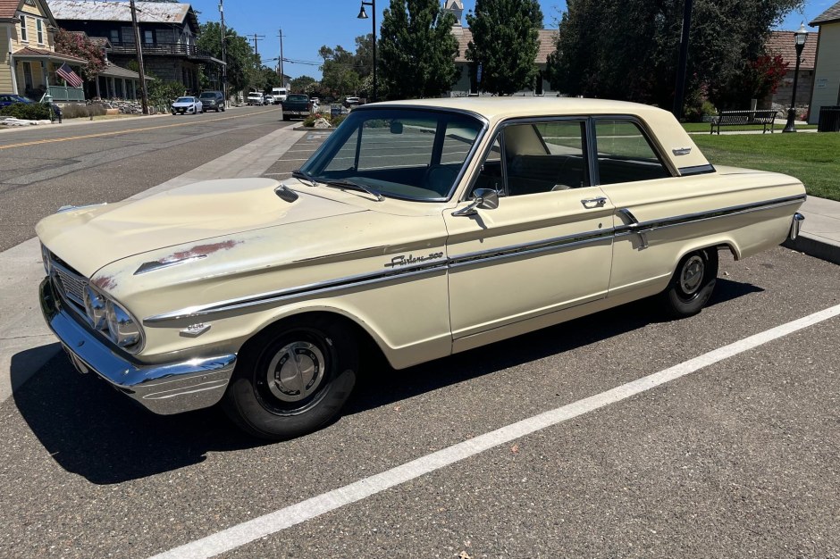 1964 Ford Fairlane sold at auction for $19,750