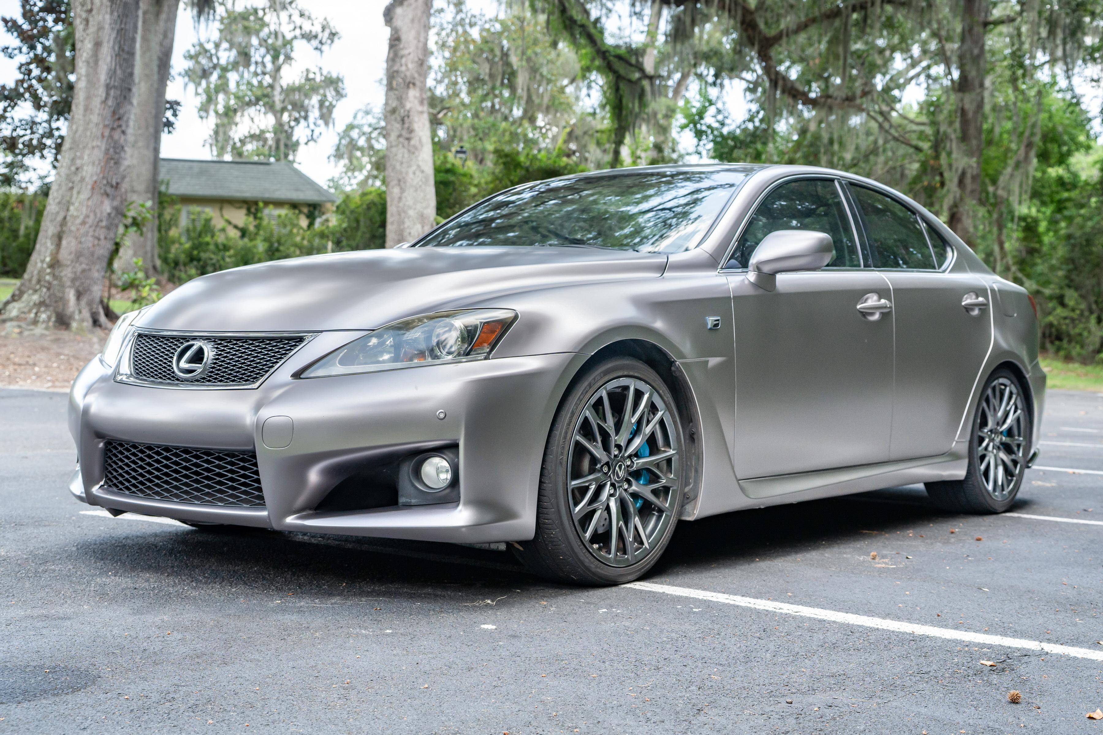 2011 Lexus IS sold at auction for $27,750