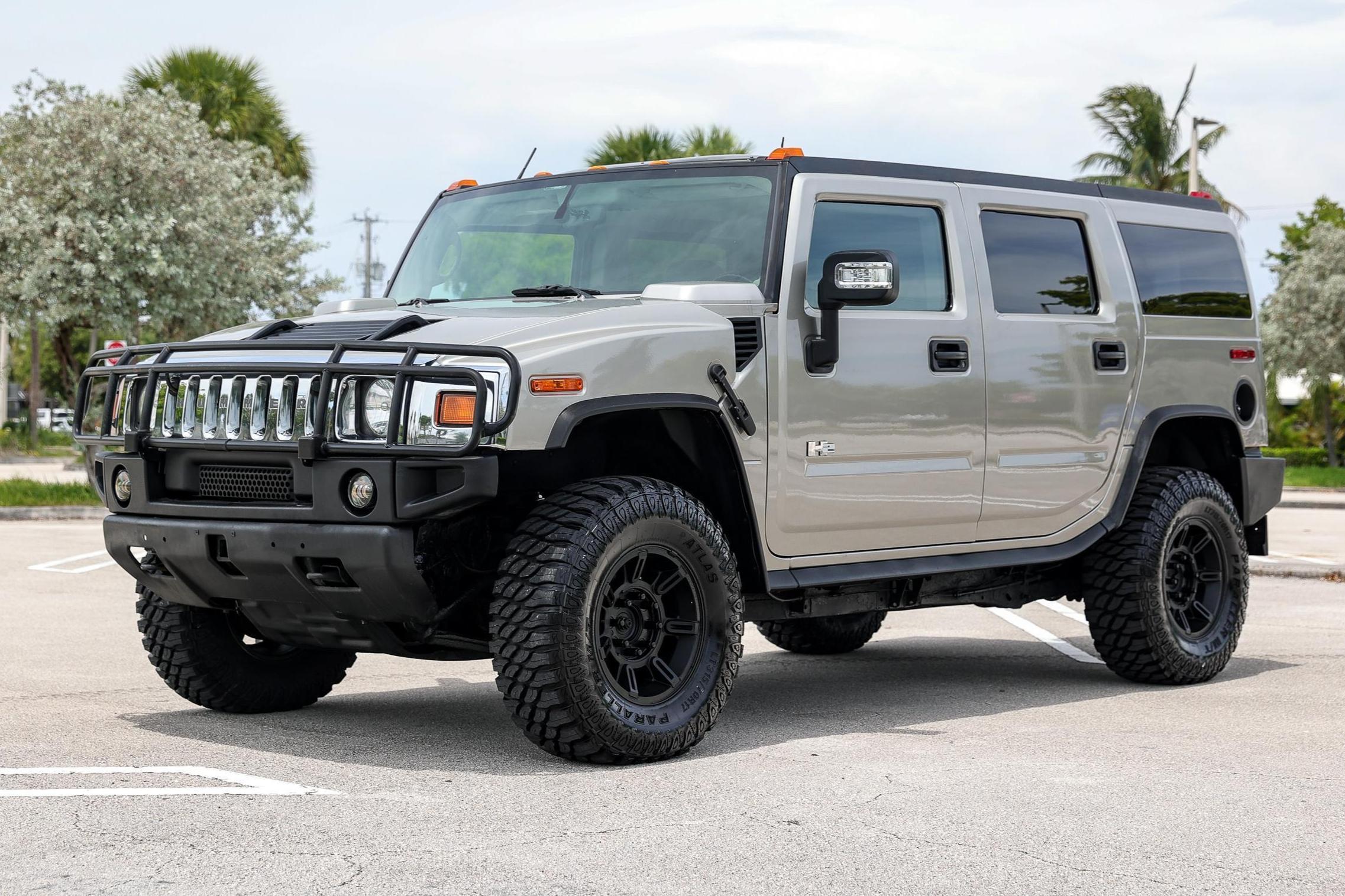 2003 Hummer H2 sold at auction for $12,800