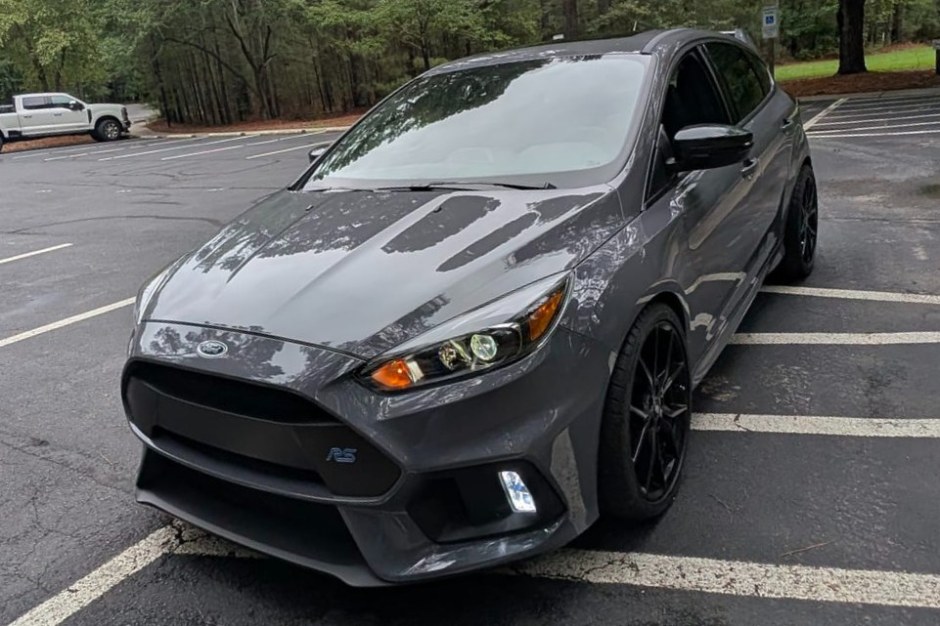 2016 Ford Focus sold at auction for $30,500