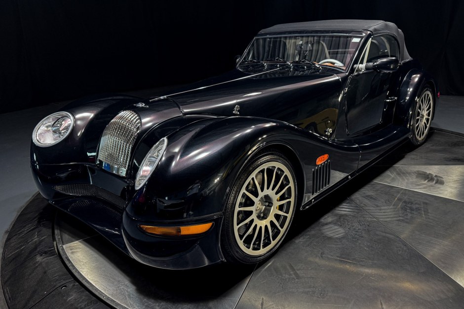 2005 Morgan Aero 8 sold at auction for $111,000