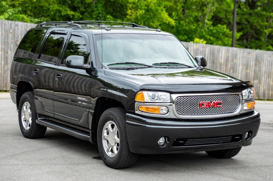 2003 GMC Yukon sold at auction for $46,000