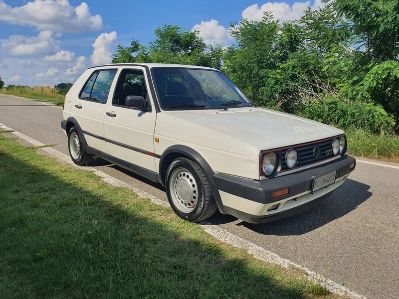1990 Volkswagen Golf sold at auction for $7,750