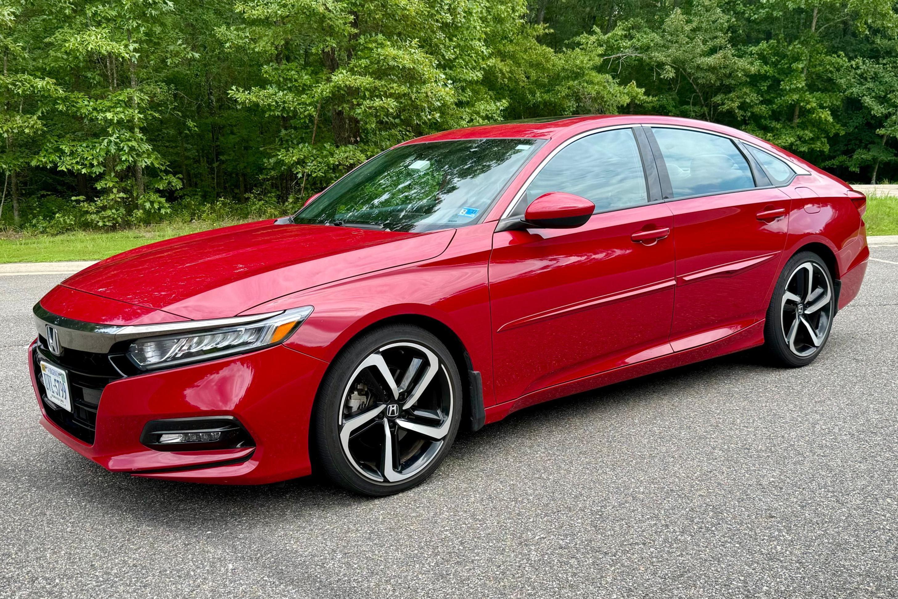 2019 Honda Accord sold at auction for $28,975