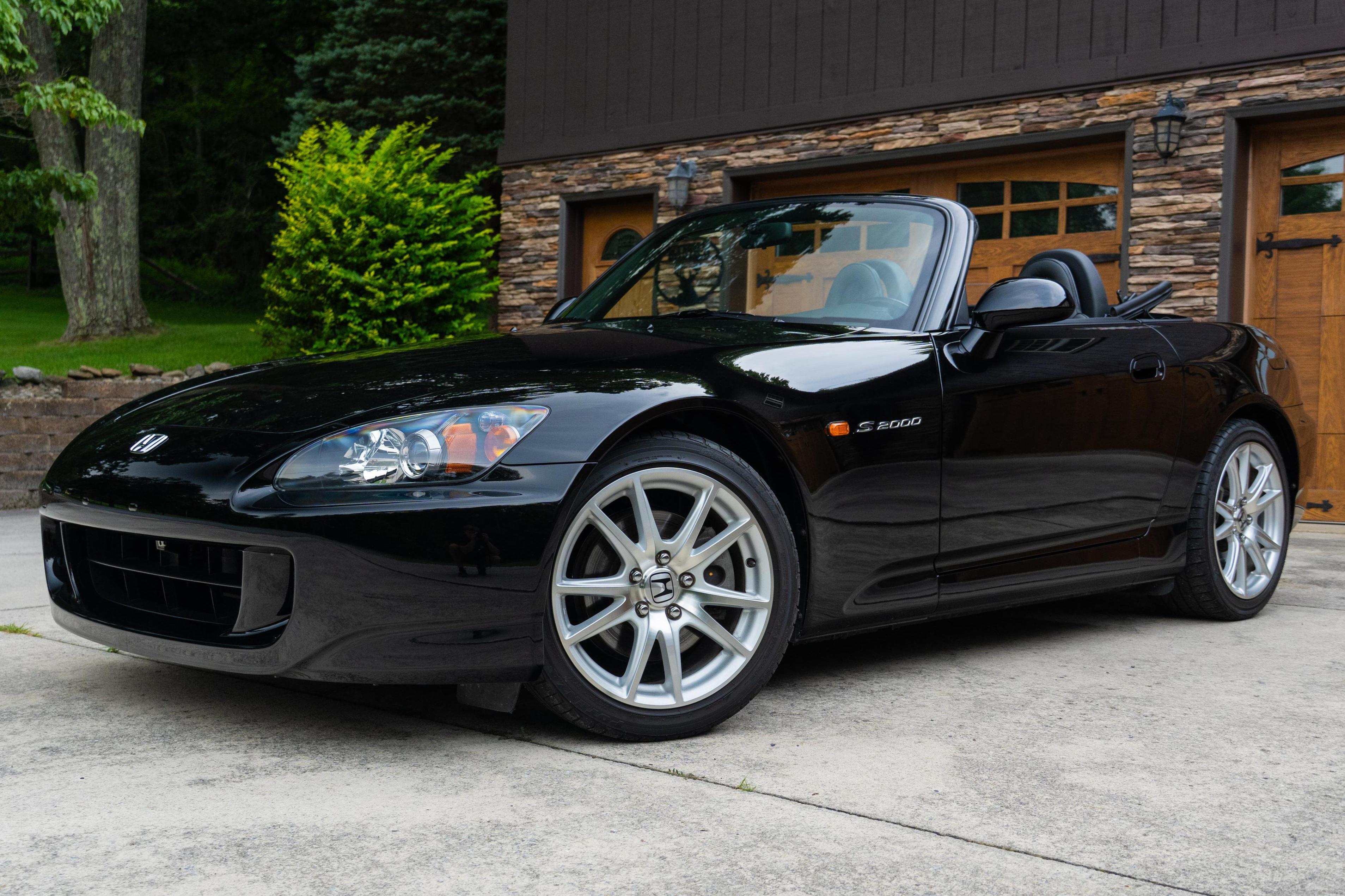 2005 Honda S2000 sold at auction for $40,750