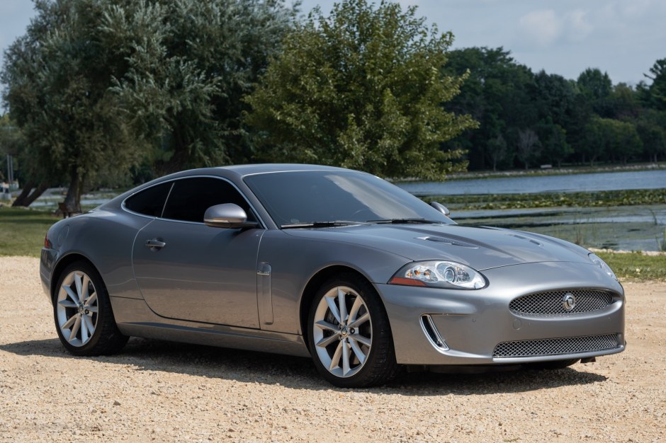 2010 Jaguar XKR sold at auction for $25,000