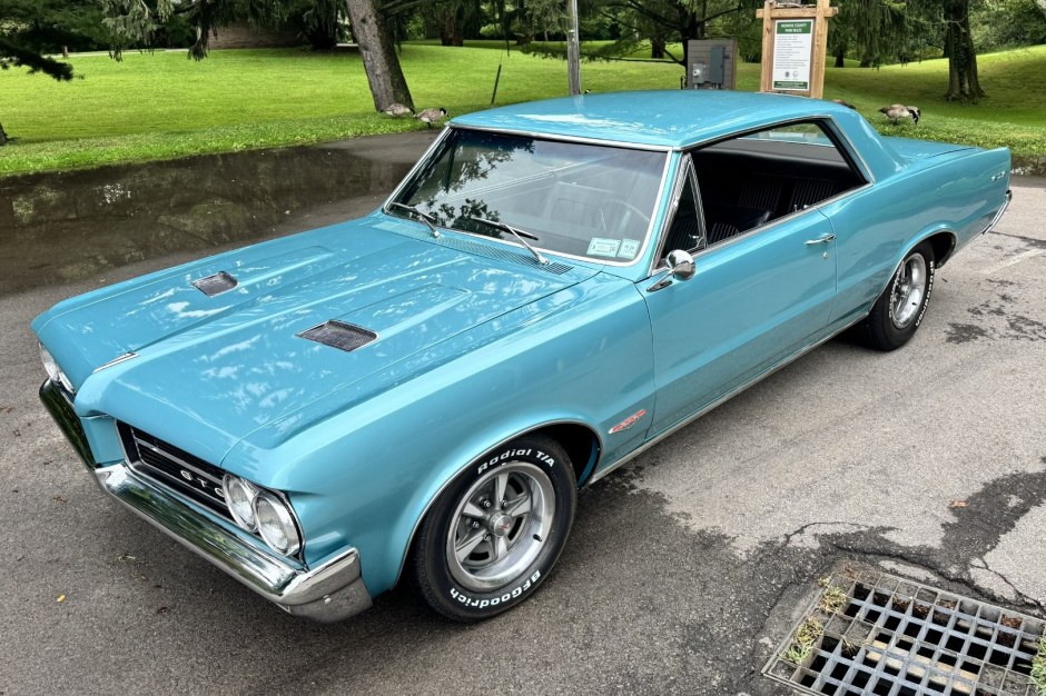 1964 Pontiac GTO sold at auction for $50,000