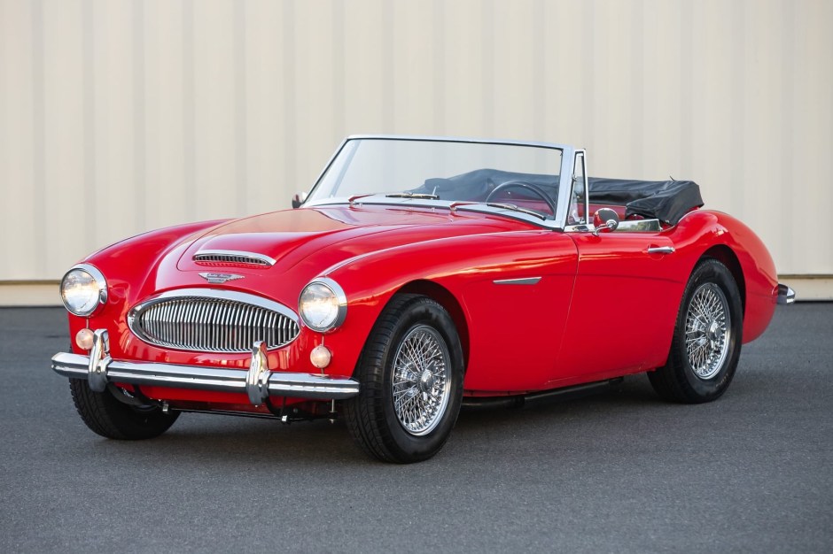 1965 Austin-Healey 3000 sold at auction for $39,000