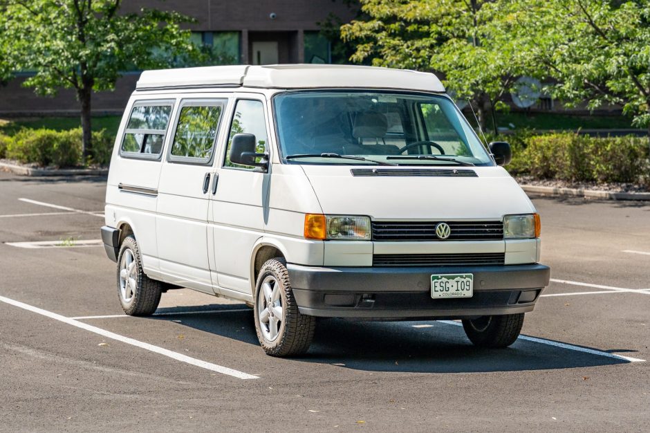 1995 Volkswagen Eurovan sold at auction for $16,750