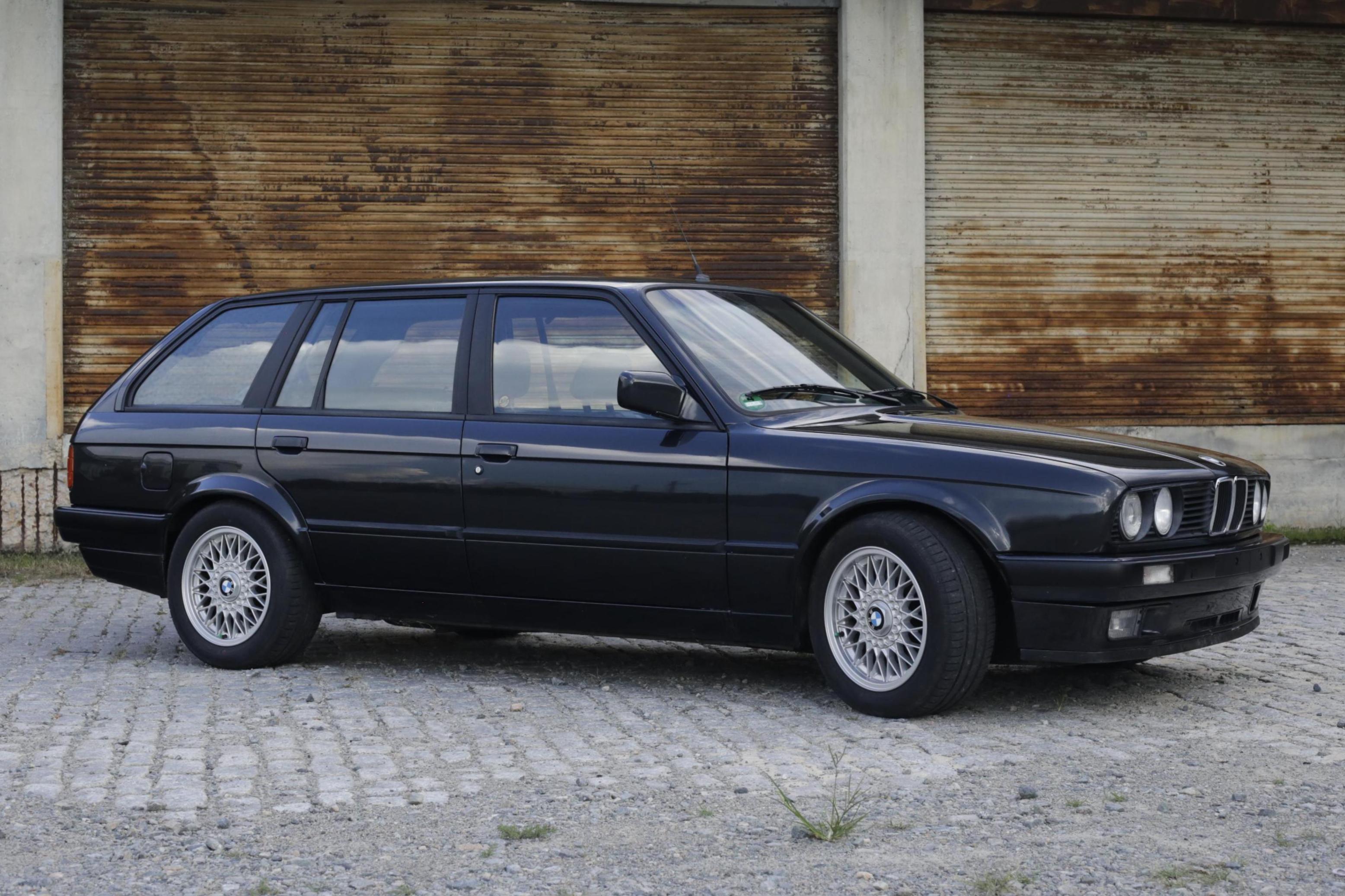1988 BMW 3-Series sold at auction for $19,500